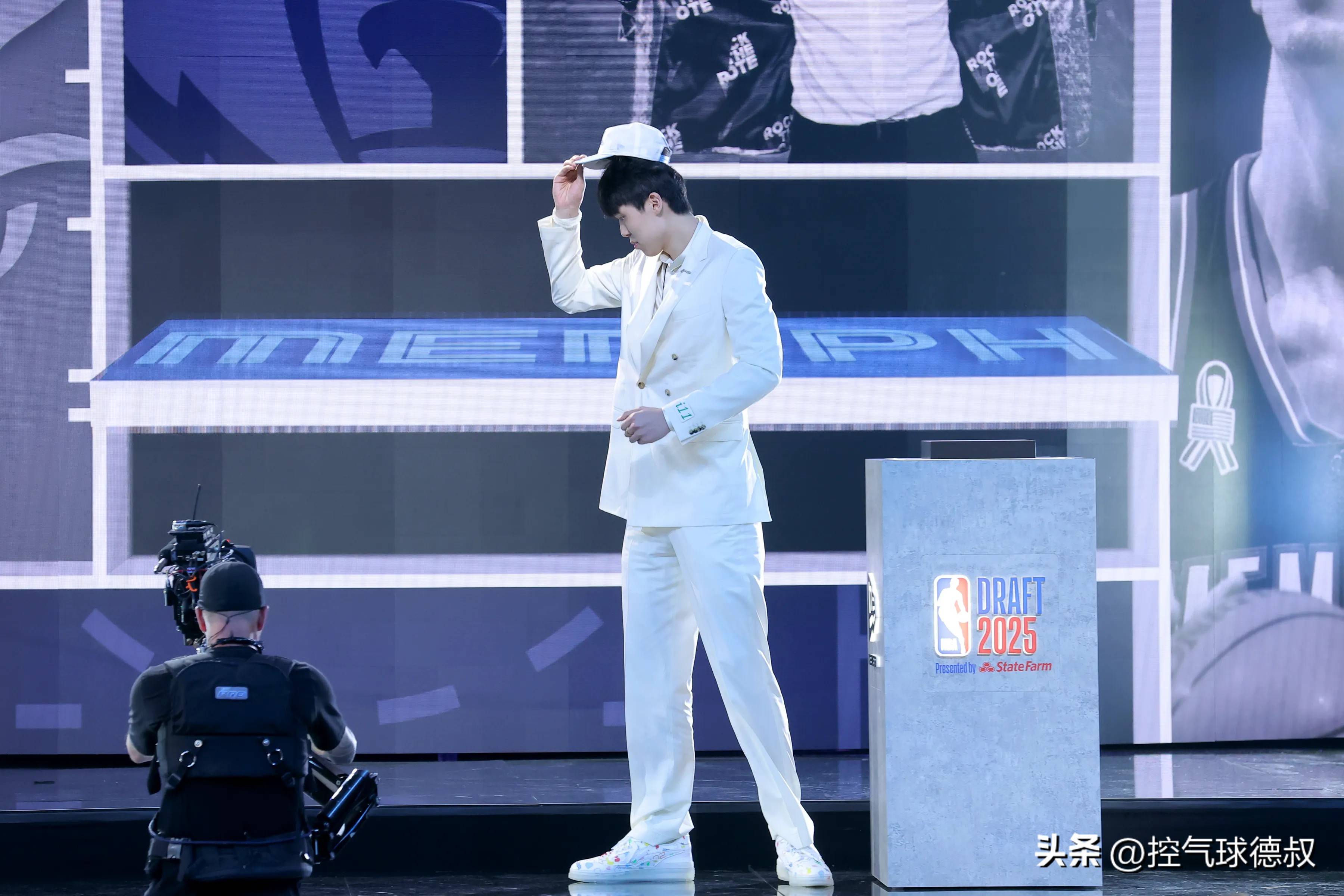 PG平台-NBA球队换帅，新教练展望未来