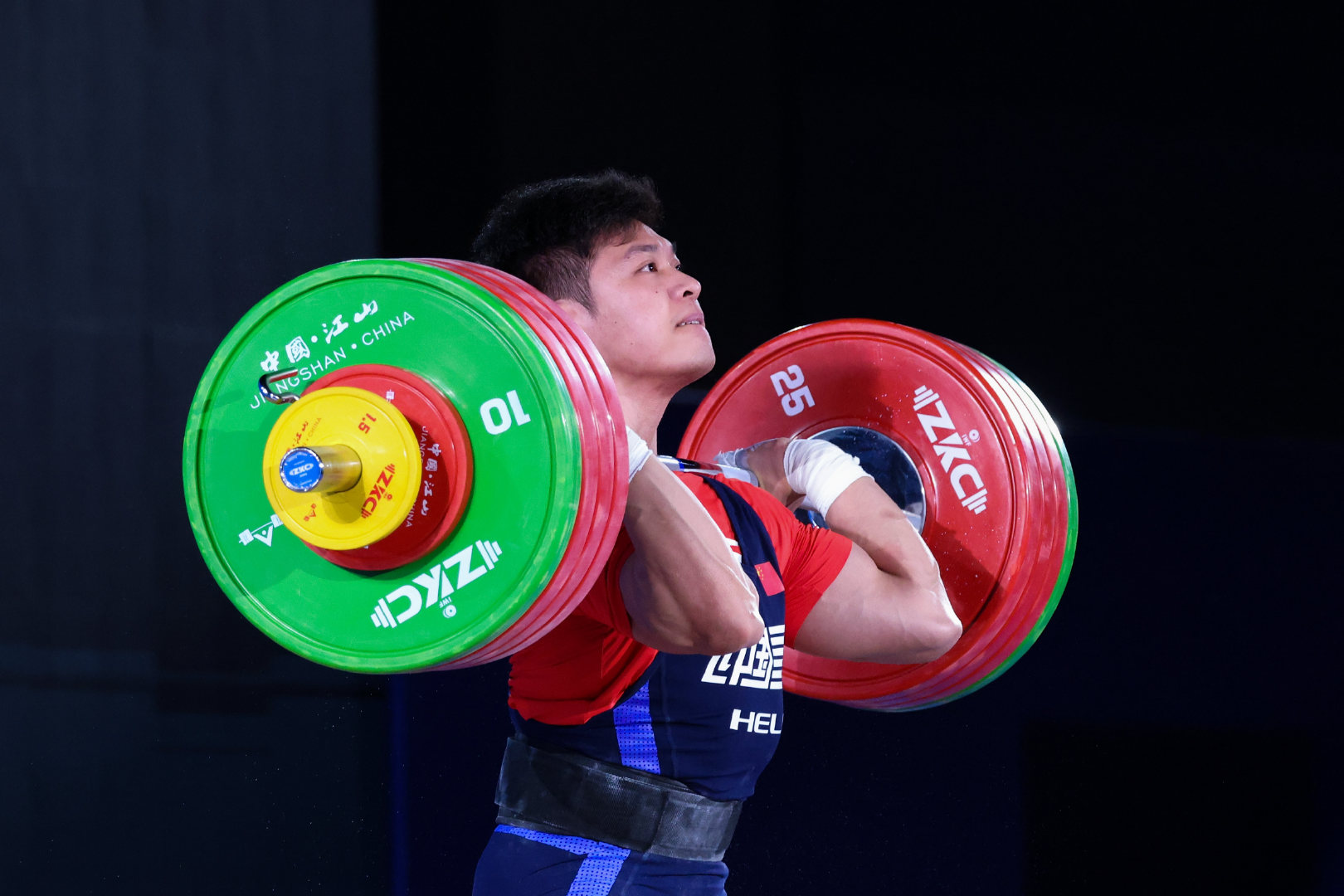 PG电子试玩官网-举重比赛的高强度挑战,豪气干云