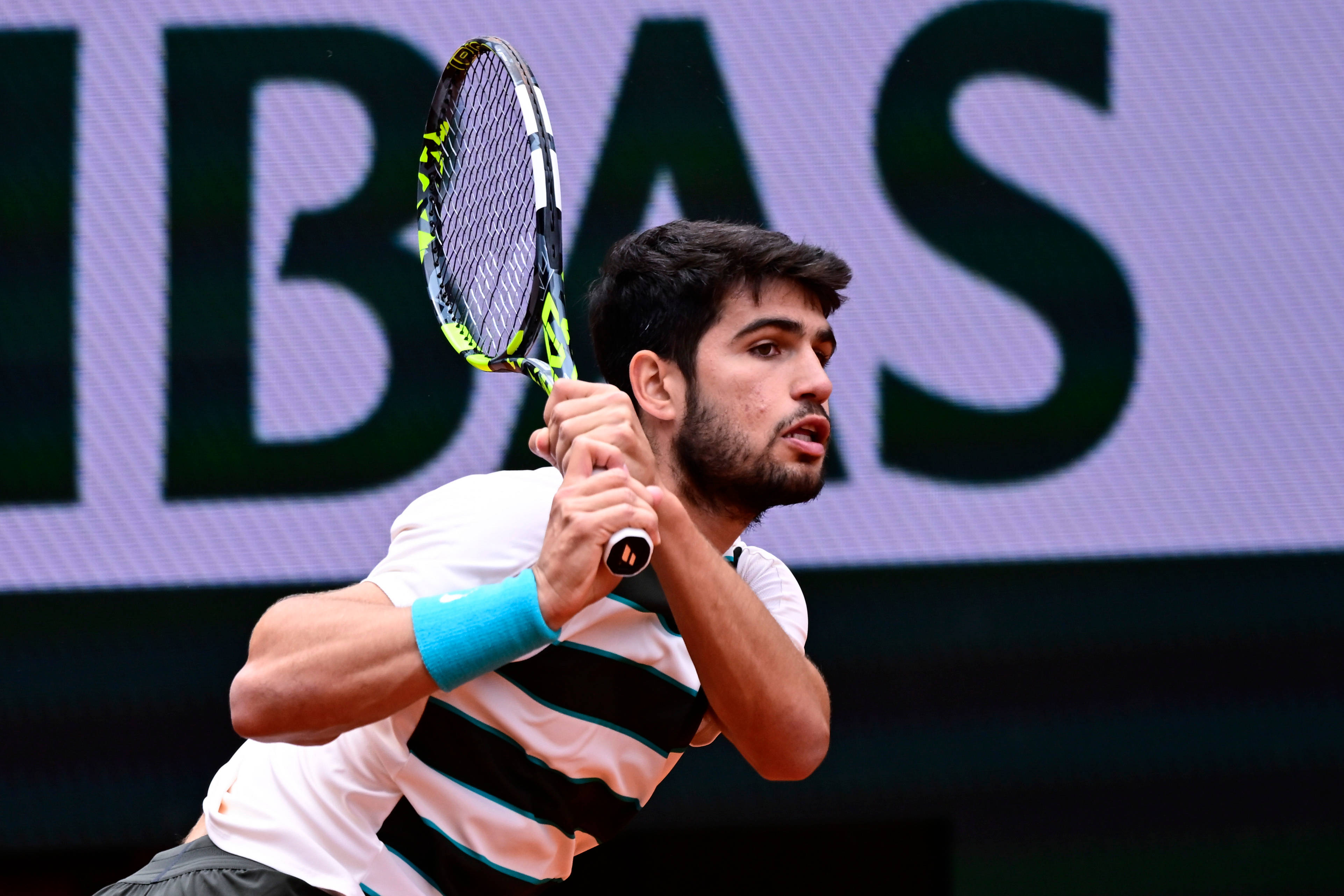 PG在线网站-意大利网球队逆转法国网球队,阿尔卡拉斯惊艳世界